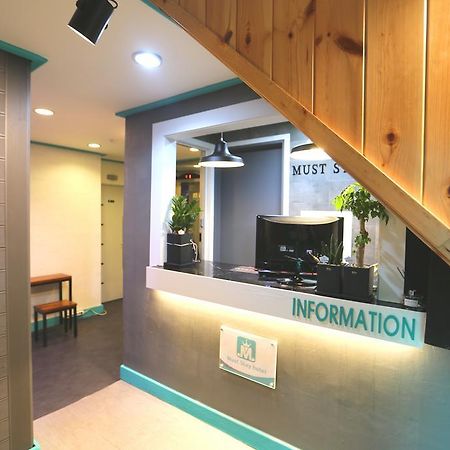 Must Stay Hotel Myeongdong Seúl Exterior foto