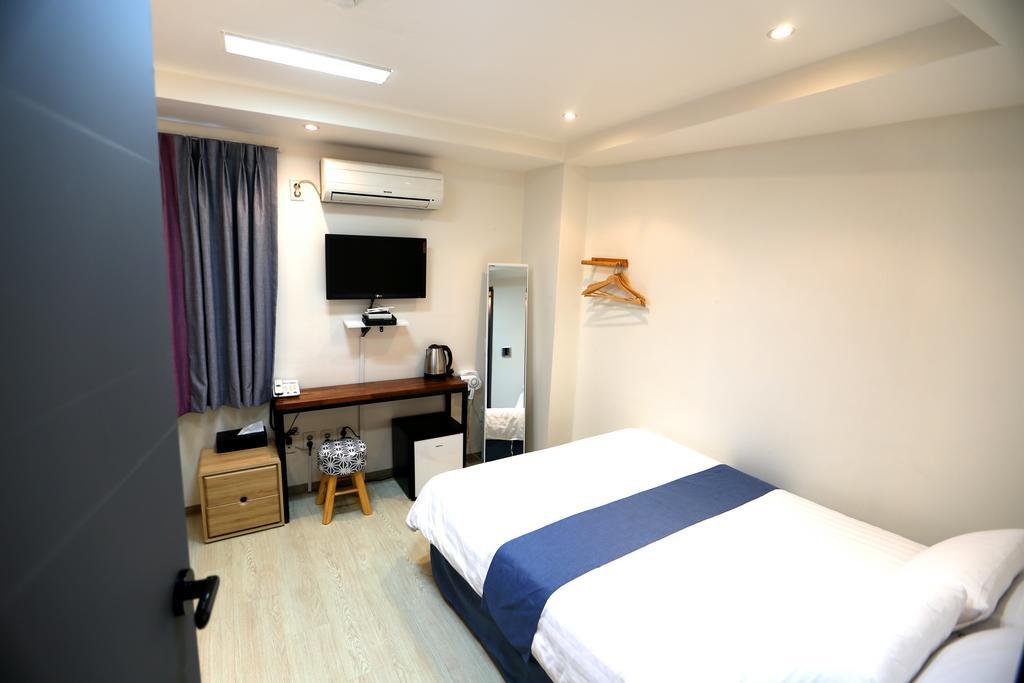 Must Stay Hotel Myeongdong Seúl Exterior foto