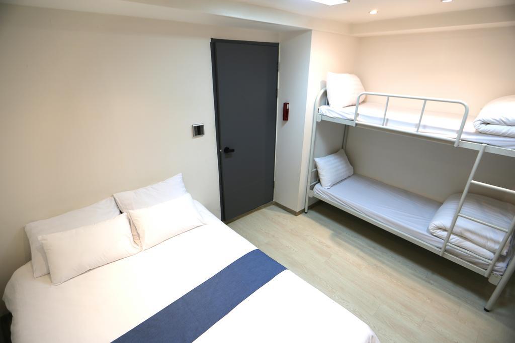 Must Stay Hotel Myeongdong Seúl Exterior foto