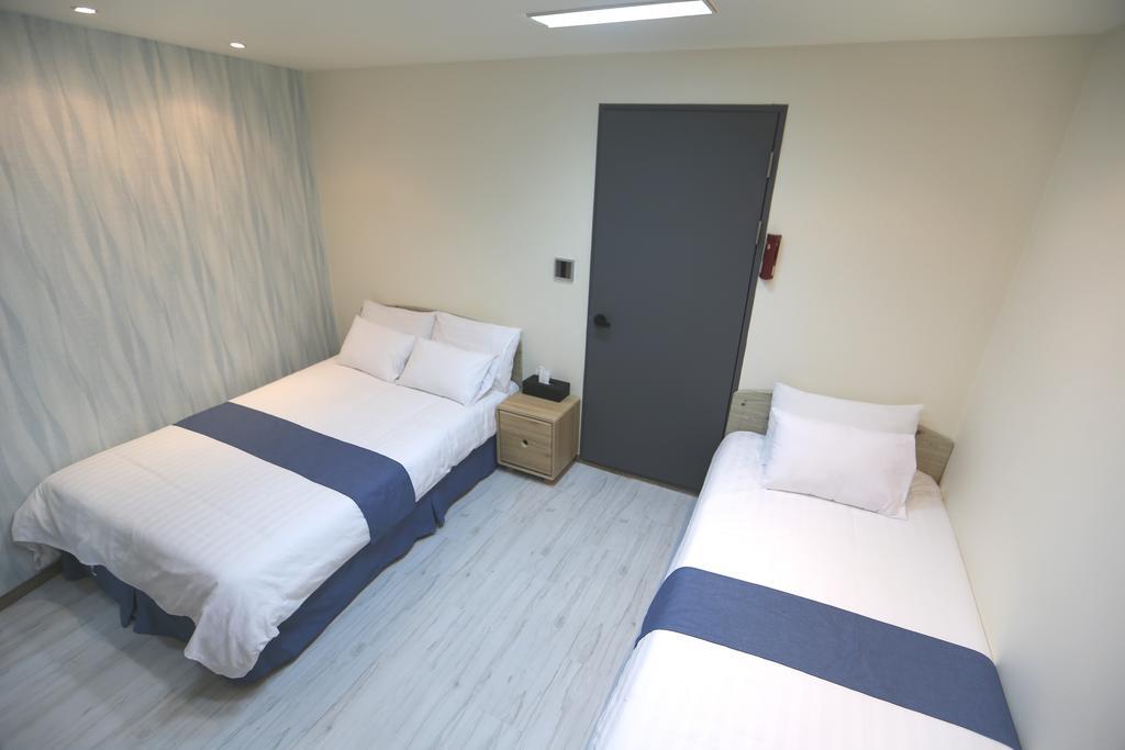 Must Stay Hotel Myeongdong Seúl Exterior foto