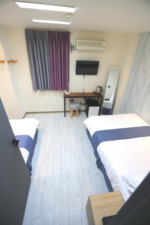 Must Stay Hotel Myeongdong Seúl Exterior foto