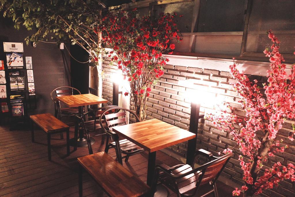 Must Stay Hotel Myeongdong Seúl Exterior foto